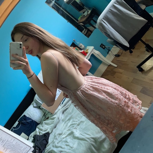 Two Sisters The Label Open back dress - Picture 5 of 5